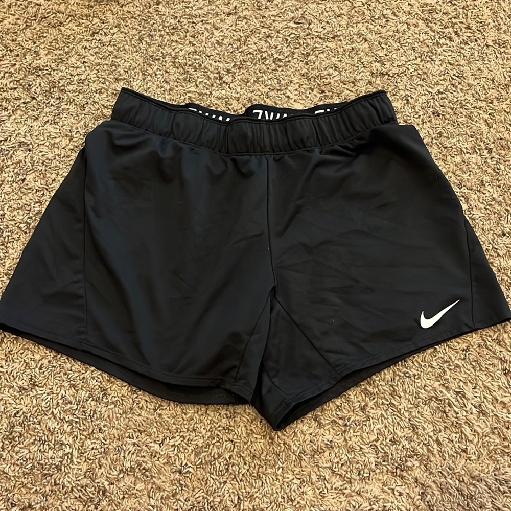 black nike shorts never worn